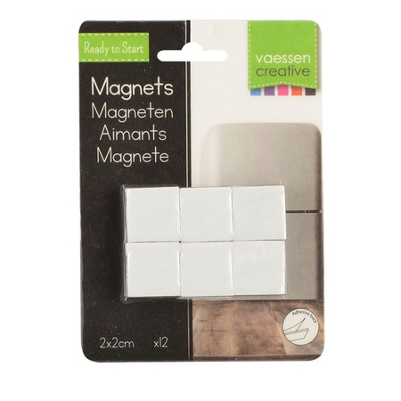 12x Vierkante koelkast/whiteboard magneten met plakstrip 2 x 2 cm zwart