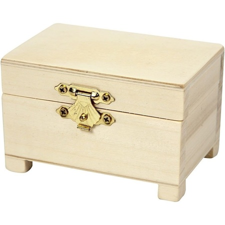 Plain wooden box 9 x 6 cm